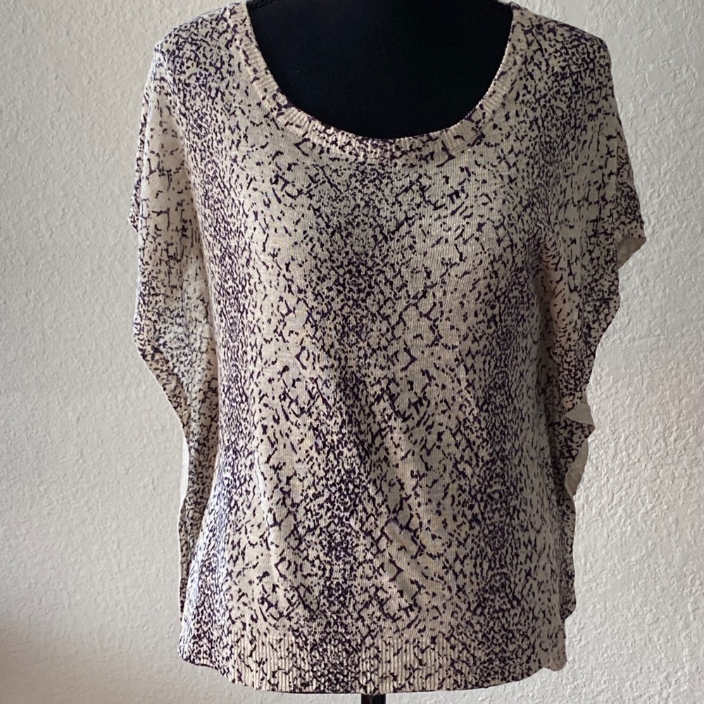The Limited beige printed poncho style lightweight sweater size extra small